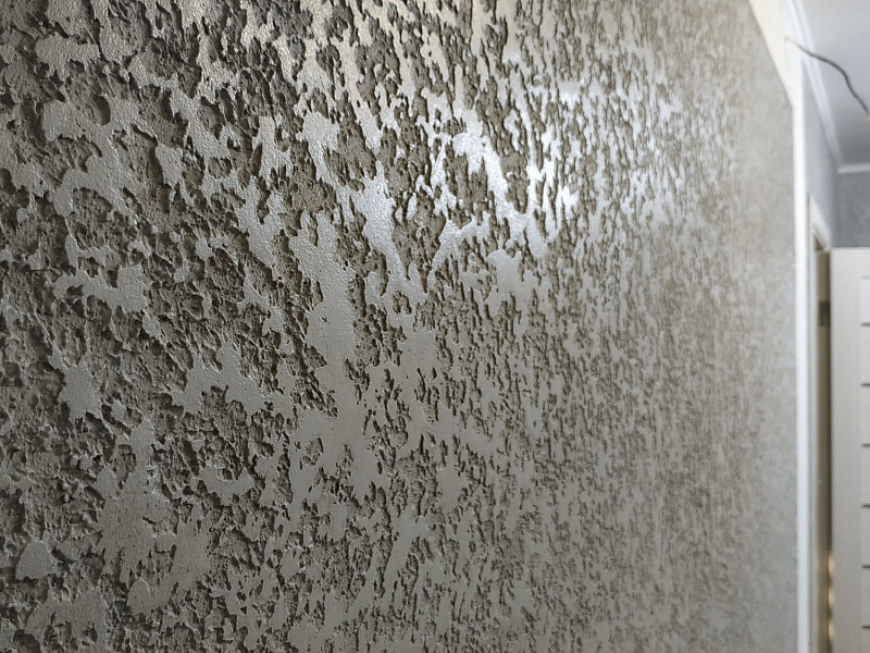 Стены без трещин: как связка грунтовки, шпатлёвки и краски влияет на результат