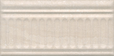 Олимпия бордюр структурированный беж  9,9х20