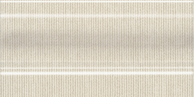 Кастильони плинтус беж светлый 10х20
